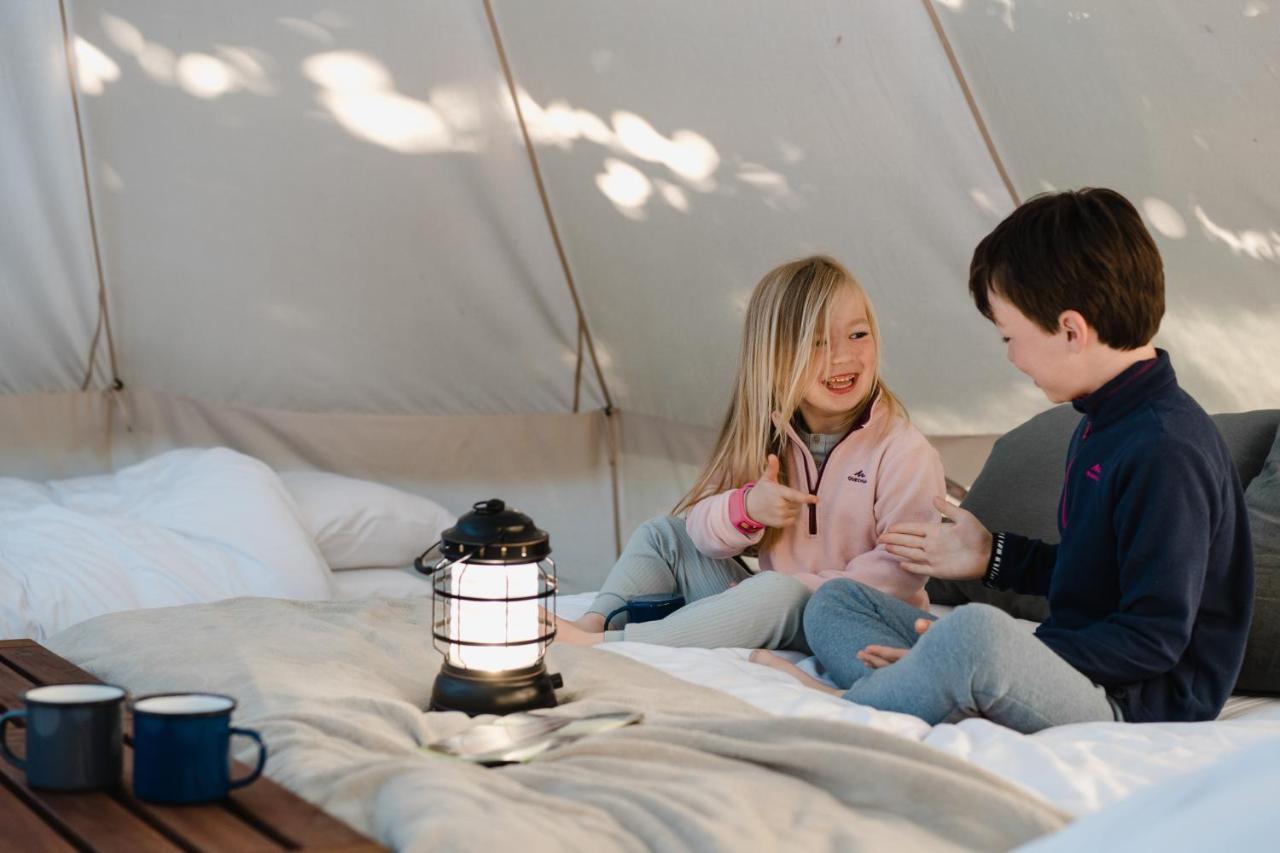Cocoon Village - Glamping - Domaine Des Grottes De Han 로슈포르 외부 사진