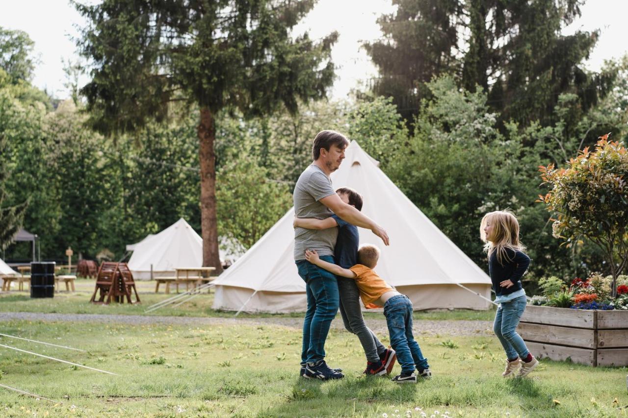 Cocoon Village - Glamping - Domaine Des Grottes De Han 로슈포르 외부 사진